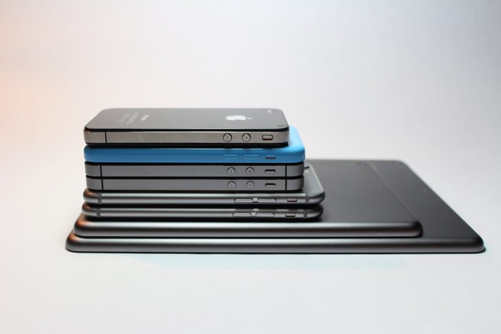 Ilustrasi iphone pro max spesifikasi