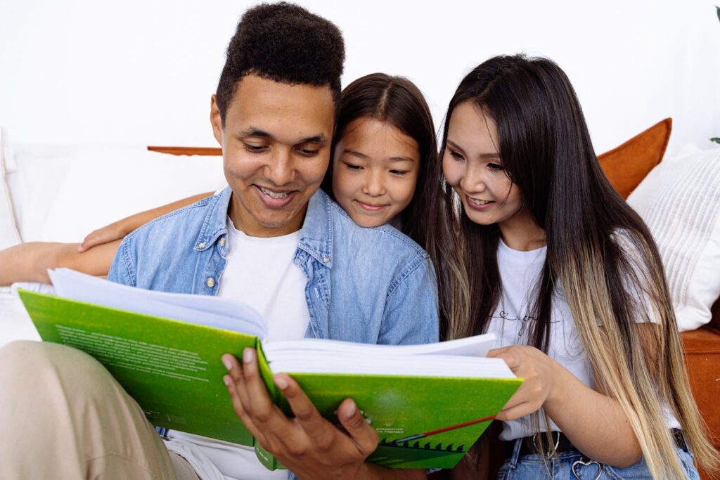 Tips Parenting di Era Digital: Mengelola Penggunaan Internet untuk Anak